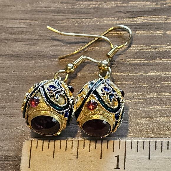 Lermentov Onyx & Gold Faberge Egg Earrings with Cabochon Garnets - Picture 3 of 6